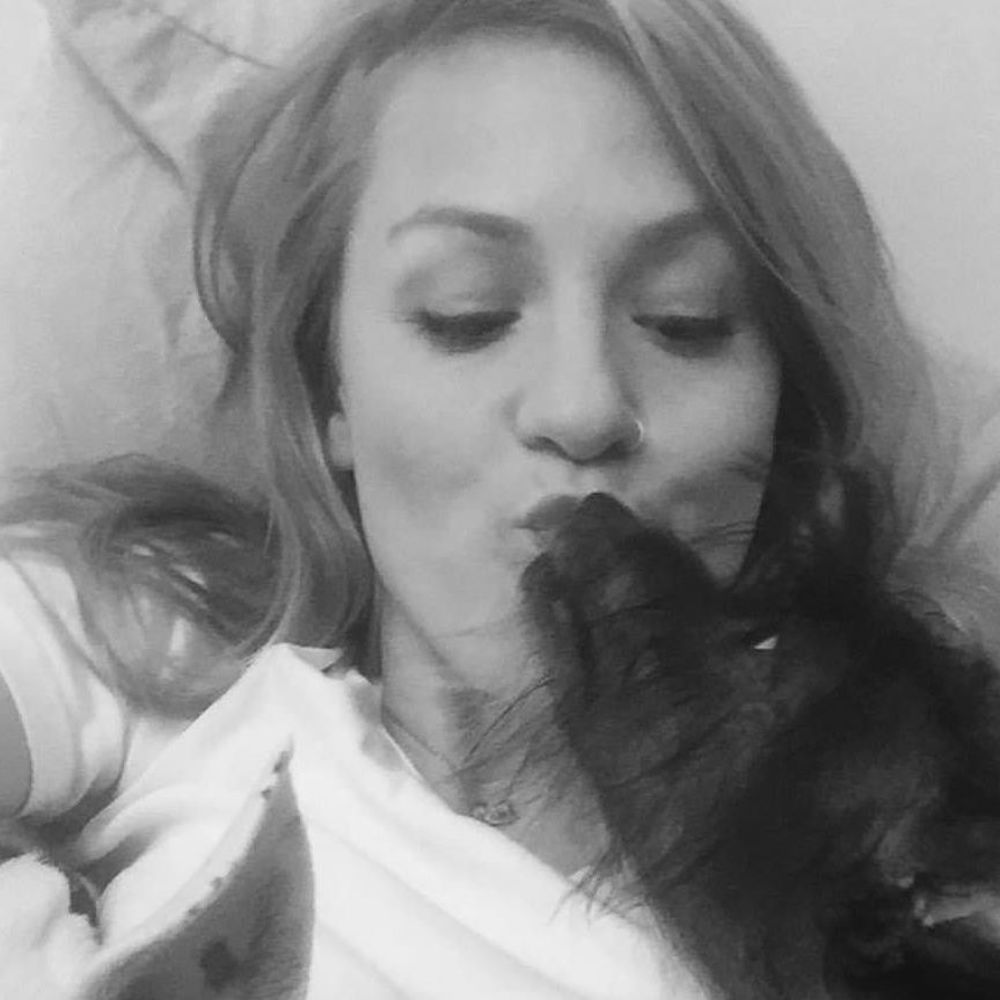 Meet your Posher, Casey